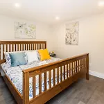 Modern 1Br King Bed Near Rideau River & Dt